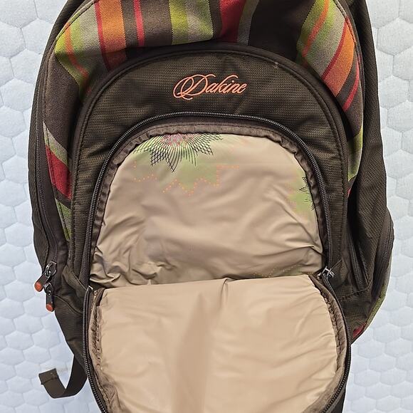 Dakine Womens Prom Pack Backpack Brown Stripes Hiking School Rucksack - Picture 5 of 16